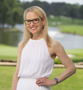 Portrait of Donna Dailey, Sales Associate